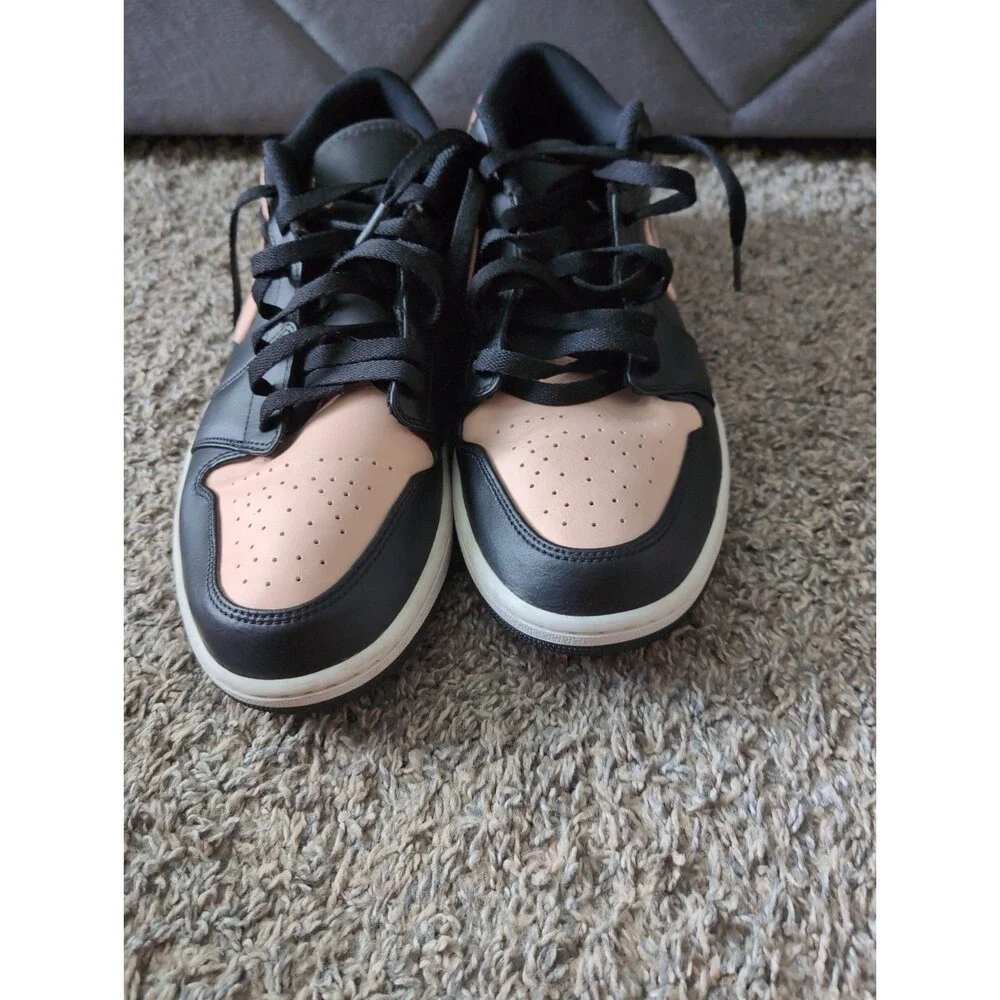 Jordan Air Jordan 1 Low Crimson Tint Black/Hyper Pink/White 553558-034